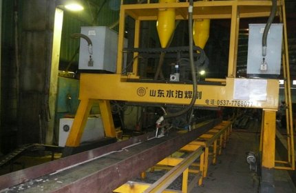 Automatic sub-merged welding machine